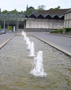 Foto vom Brunnen vor dem Kasino in Aachen