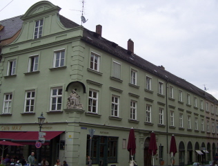 Foto vom ältesten Kaufhaus in Augsburg