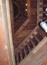 Foto der Wendeltreppe im Kastenturm