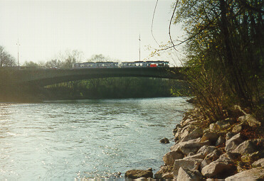 Foto der Lechhauser Lechbrücke in Augsburg