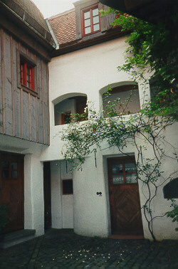Foto vom Wohnhof des ehem. Klosterguts in Augsburg