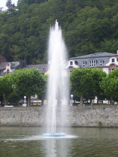 Foto vom Springbrunnen in der Lahn in Bad Ems