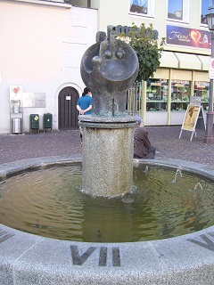 Foto vom Brunnen beim Salzstadel in Aichach