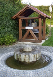 Foto vom Dorfbrunnen in Brachstadt