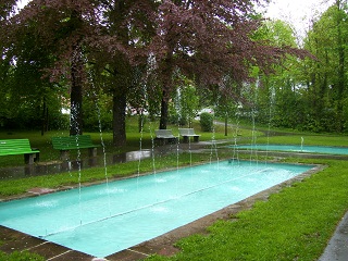 Foto vom Brunnen im Taxispark in Dillingen/Donau