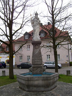 Foto vom Marienbrunnen in Kühbach