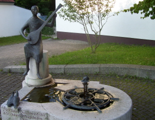 Foto vom Lautenspielerbrunnen in Donaumünster