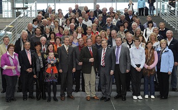 Foto der FW Augsburg-Land mit MdB Oswald