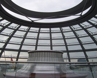 Foto der offenen Reichstagskuppel