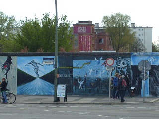 Foto der ehemaligen Berliner Mauer