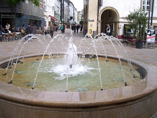 Foto vom Brunnen auf dem Altstädter Markt in Bielefeld