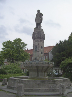 Foto vom Johannes-Reichenbach-Brunnen in Lüneburg