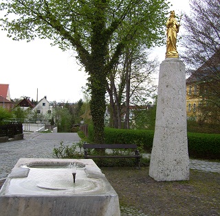 Foto vom Marienbrunnen in Buchloe