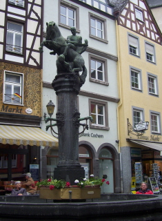 Foto vom Martinsbrunnen in Cochem an der Mosel