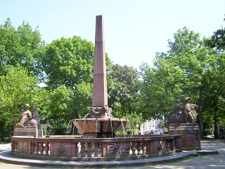 Foto vom Brunnen vor der Elisabethenkirche in Frankfurt/Main