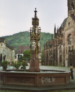 Foto vom Fischbrunnen in Freiburg