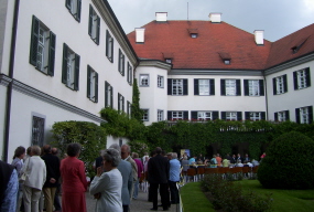 Foto vom Fuggerschloss Oberkirchberg beim Konzert