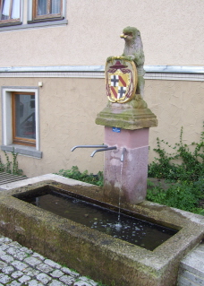 Foto vom Tränkebrunnen in Geisa