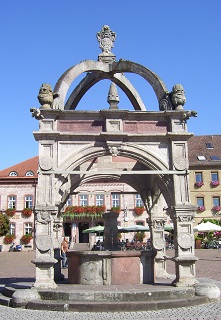 Foto vom Marktbrunnen in Hammelburg