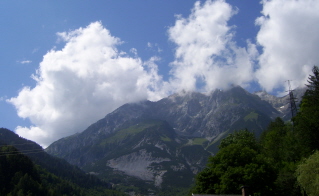 Foto der Berge bei Grins in Tirol