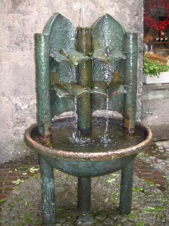 Foto vom Bücherbrunnen in Innsbruck