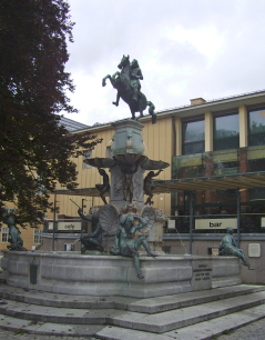 Foto vom Leopoldbrunnen in Innsbruck