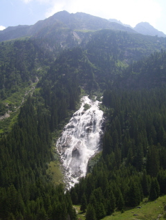 Foto vom Grawa-Wasserfall im Stubaital