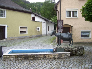 Foto vom Geißenbrunnen in Kipfenberg