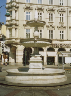 Foto vom Sparkassenbrunnen in Linz