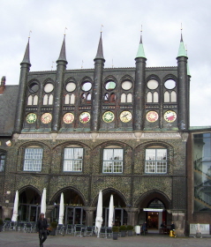 Foto vom Rathausanbau in Lübeck