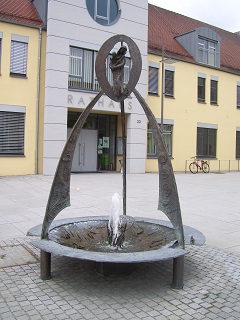 Foto vom Marienbrunnen in Pilsting