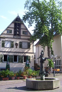 Foto vom Glockenspiel am Haus Grüner Baum