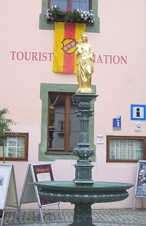 Foto vom Marienbrunnen in Riedenburg