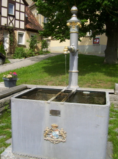 Foto vom Dorfbrunnen in Diebach