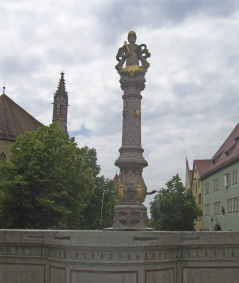 Foto vom Herrnbrunnen in Rothenburg