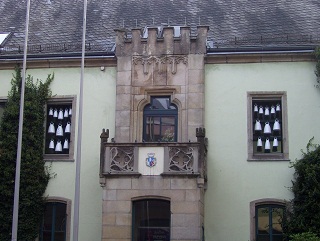 Foto vom Glockenspiel am Rathaus in Selb
