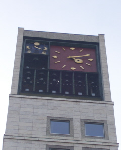 Foto vom Glockenspiel am Rathaus in Stuttgart