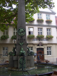 Foto vom Postplatzbrunnen in Stuttgart