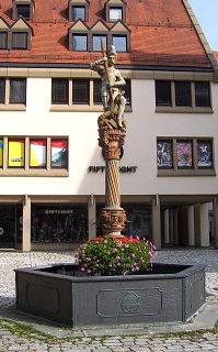 Foto vom Georgsbrunnen in Ulm