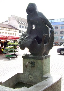 Foto vom Marktbärbelbrunnen in Würzburg