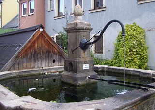 Foto vom Brunnen in der Koppetentorstraße in Wunsiedel