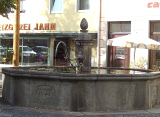 Foto vom Brunnen am Luitpoldplatz