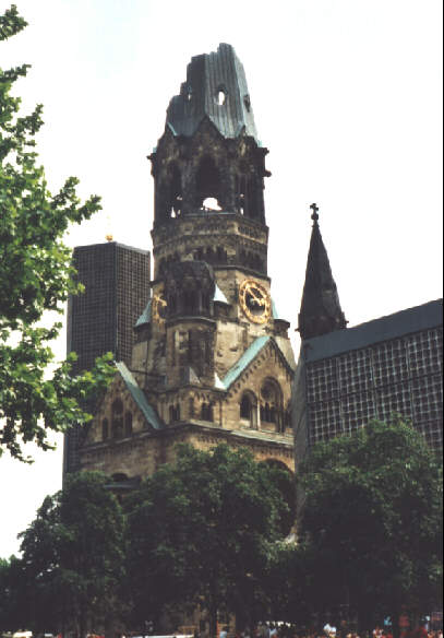 Foto der Kaiser-Wilhelm-Gedächtniskirche in Berlin
