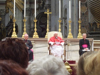 Foto von der Begrüßung des Papstes bei der Audienz
