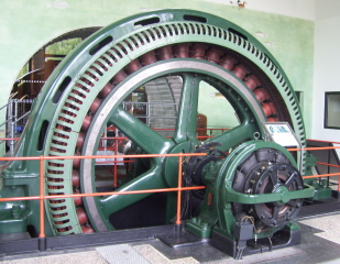Foto eines Museumsstücks, eines Generators