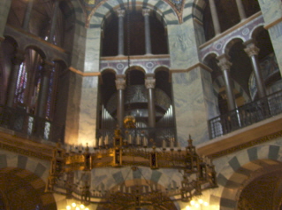 Foto der Orgel im Kaiserdom in Aachen