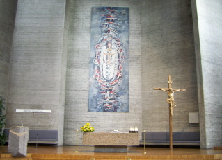 Foto vom Altarraum der Marienkirche in Aalen