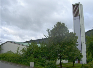 Foto der Friedenskirche in Unterkochen