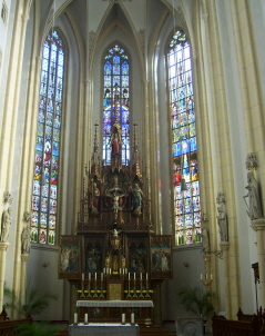 Foto vom Hochaltar in St. Nikolaus in Neuötting