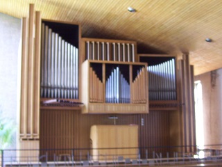 Foto der Orgel in St. Pius in Aschaffenburg